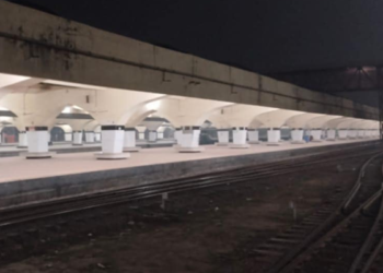 রাত ১২টার পরও ঢাকা ছাড়ল ৩ ট্রেন