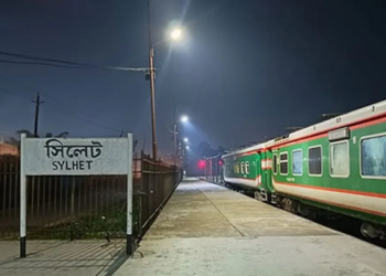 মাঝপথে না আবার ট্রেন বন্ধ করে দেয়, শঙ্কা যাত্রীদের