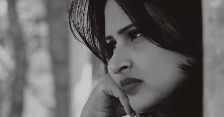 জাবি শিক্ষক আফসানা হকের উষ্কানিতে বিভাগে তালা