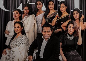 ট্রাক ড্রাইভার মোশাররফ করিম, সঙ্গে একঝাঁক অভিনেত্রী